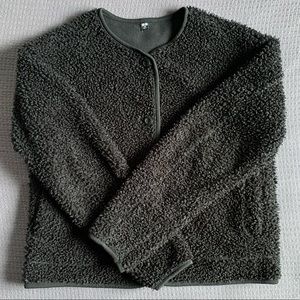 Uniqlo black fleece crew neck button jacket, size XS